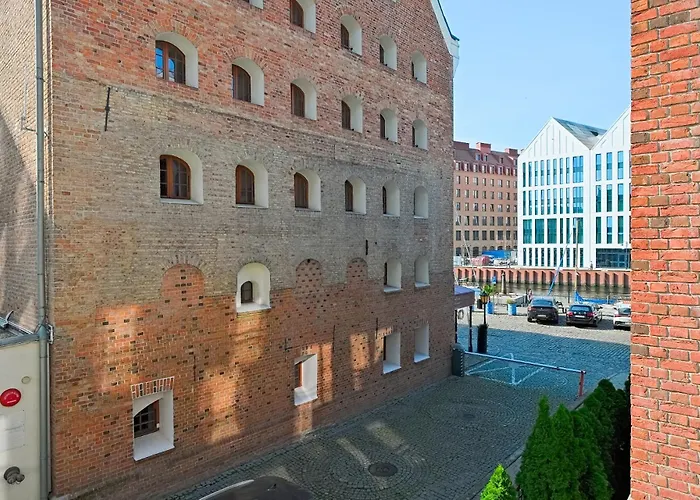 Central Apartments Sz7-66